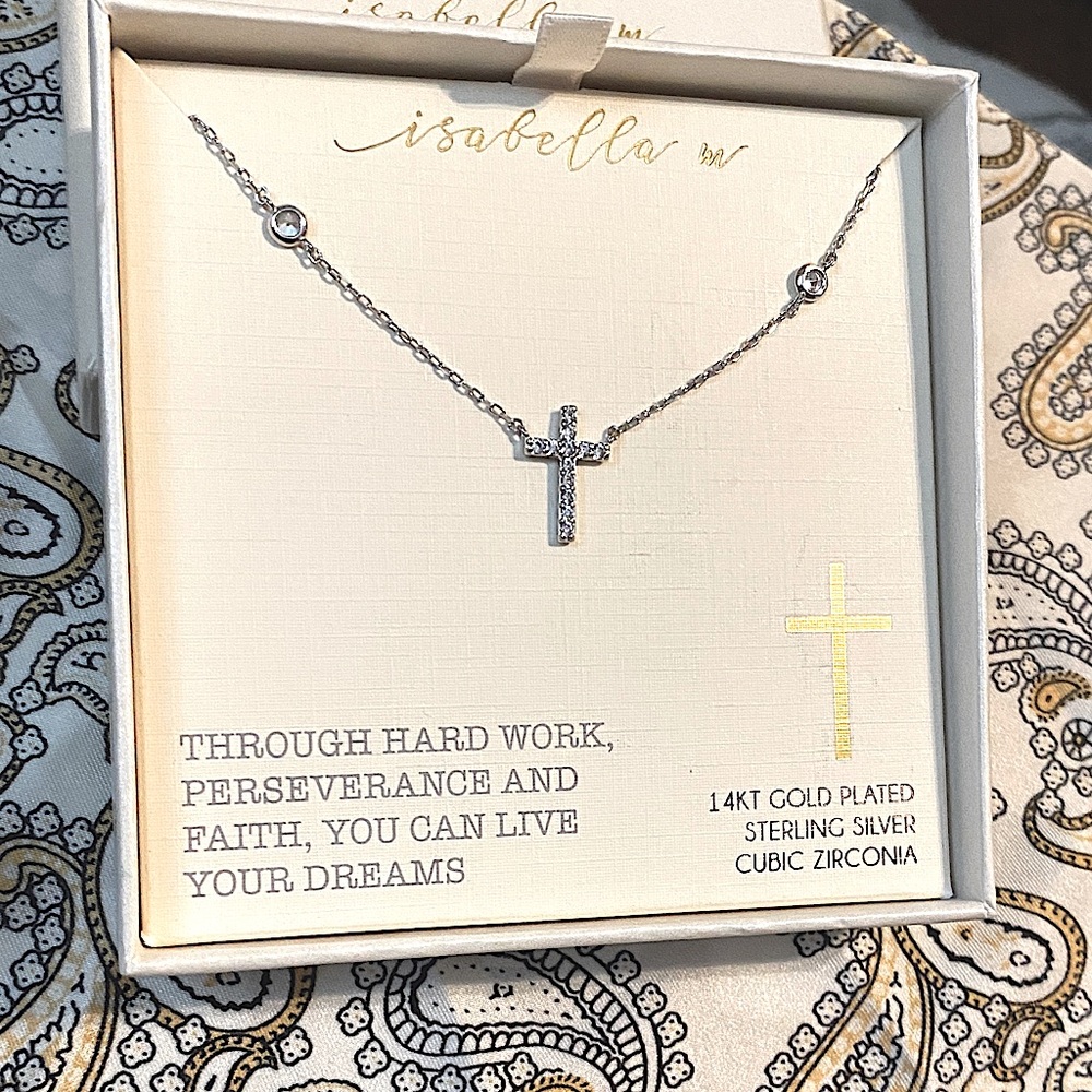 Isabella M- Gold Plated Sterling Silver Cross Necklace & it comes with free gift - Picture 4 of 9